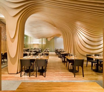 لباس فرم و معماری رستوران